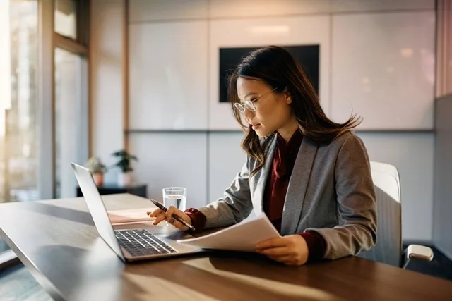 Transform legal drafting with CoCounsel Legal