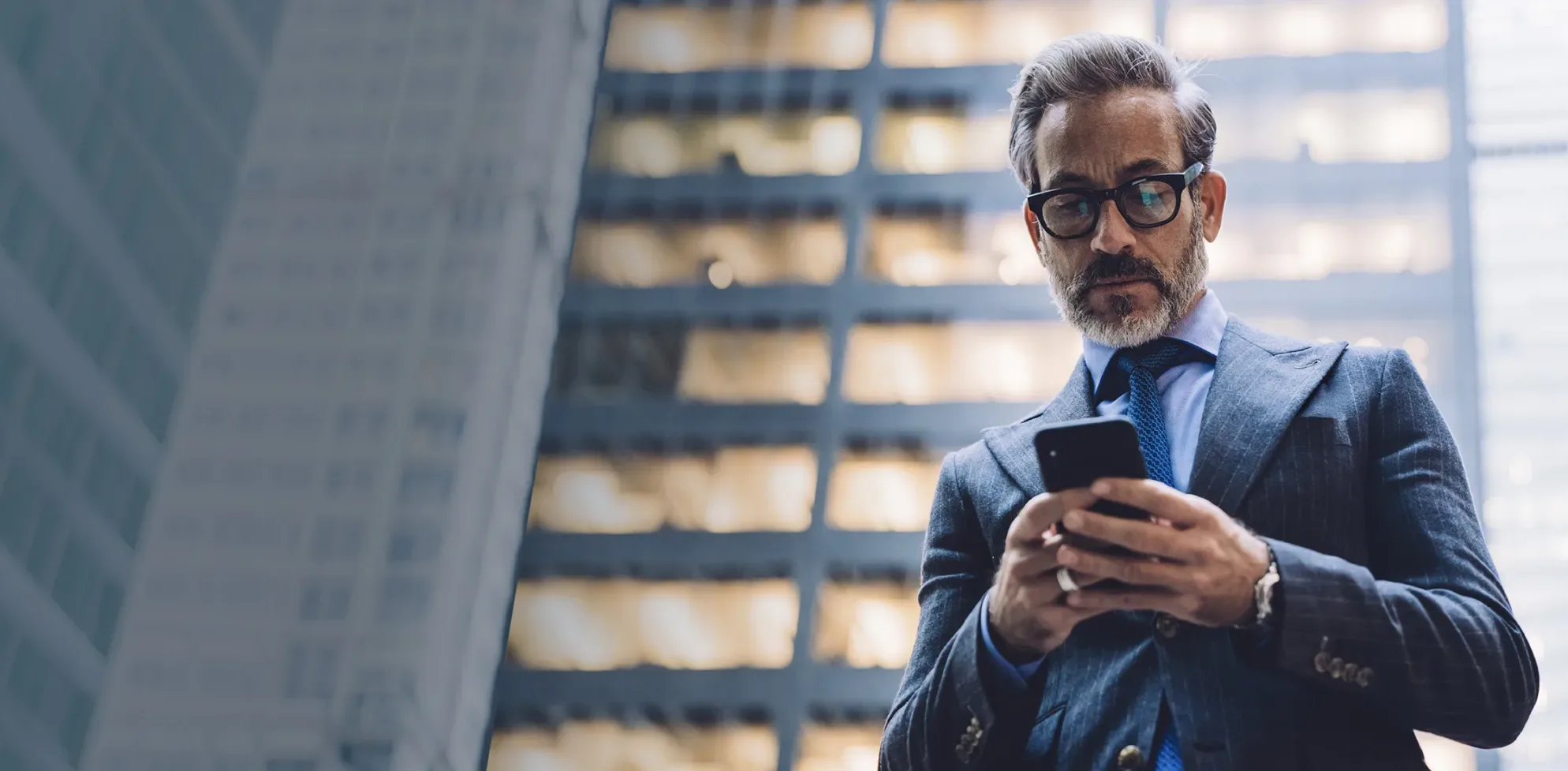 How to accelerate financial crime investigations with AI